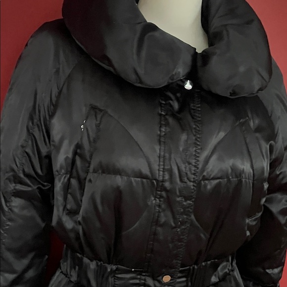 Like new Elegant A.B.S. Silver label Black Puffer Jacket - Picture 3 of 16